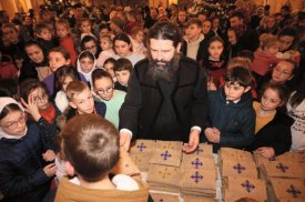 Sărbătoarea Sfântului Nicolae în parohia „Sfinții Trei Ierarhi” din La Courneuve
