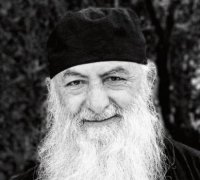Archimandrite Zacharias Zacharou : « La prière est l’œuvre des membres du Corps du Christ »